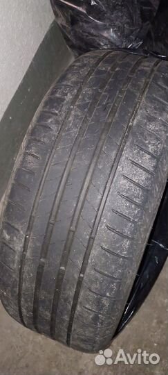 Bridgestone Turanza T005 225/55 R17