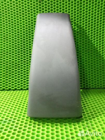 Накладка на стойку кузова Honda Civic R18A2 2008