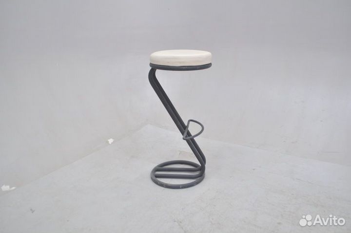 Барный стул