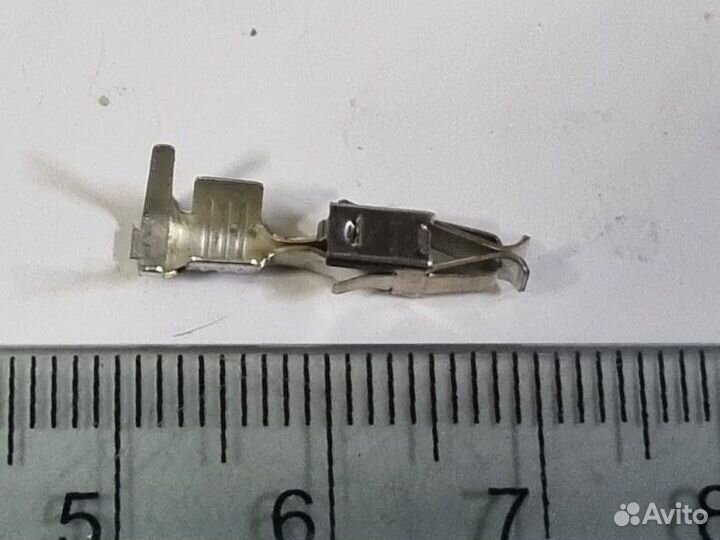 Клемма кабеля