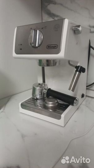 Кофеварка delonghi