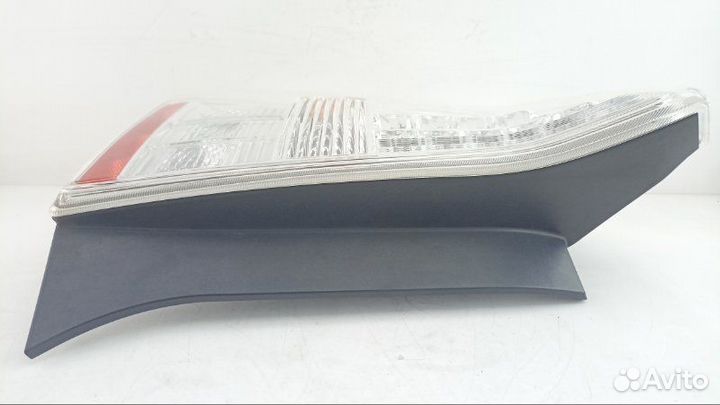 Стоп левый Toyota Prius ZVW30