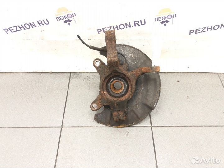 Кулак поворотный передний правый Suzuki Sx4