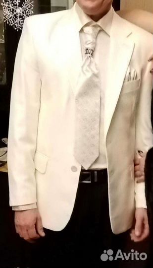 Свадебный костюм