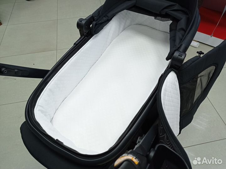 Коляска 2 в 1 Luxmom N92 mini