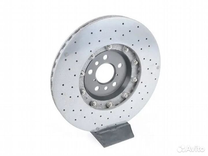 Карбоново-керамический тормозной диск BMW M5 F90