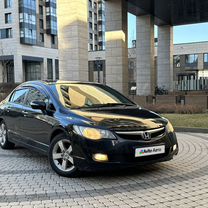 Honda Civic 1.8 AT, 2006, 295 000 км, с пробегом, цена 850 000 руб.