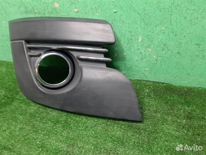 Рамка птф правая Peugeot 3008 2010