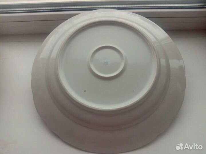 Большая тарелка блюдо. Цена за одно блюдо