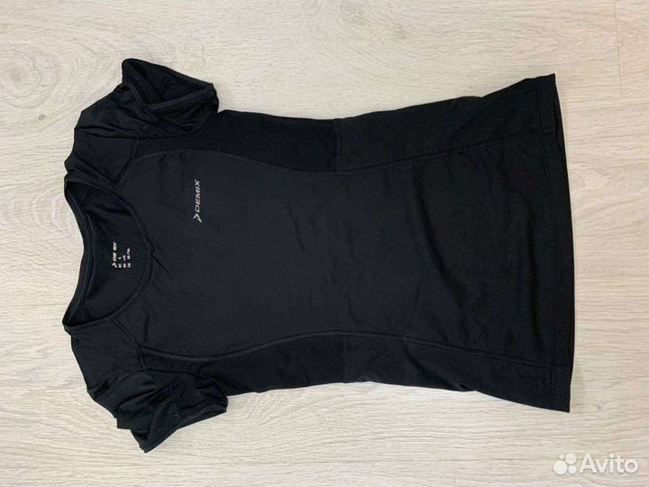 Спортивные вещи женские