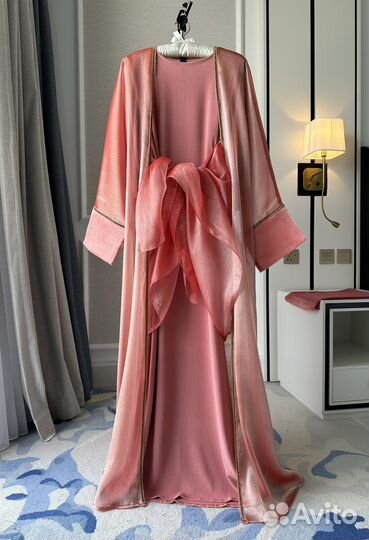 Мусульманская абая. 4-ка. ОАЭ