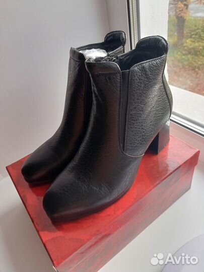 Ботинки демисезонные женские нат.кожа 37 р-р
