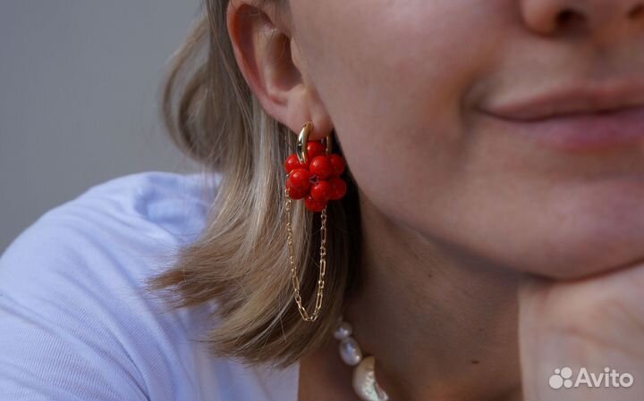 Серьги конго с подвесками из коралла