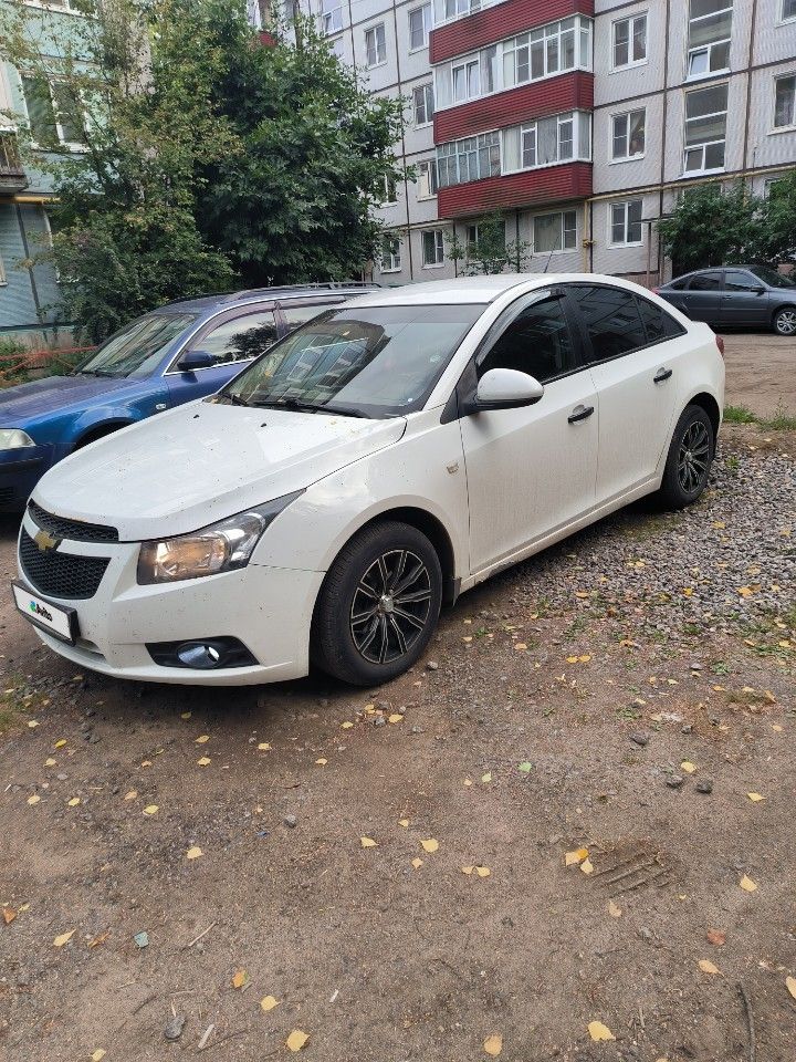 Chevrolet Cruze: фото владельца