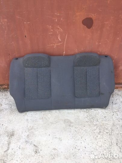 Спинка заднего сиденья Hyundai Accent