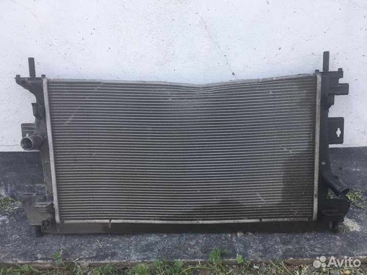 Радиатор охлаждения на ford focus 3 рестайлинг