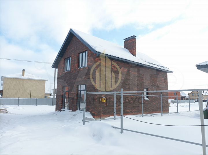 Дом 123 м² на участке 4 сот.