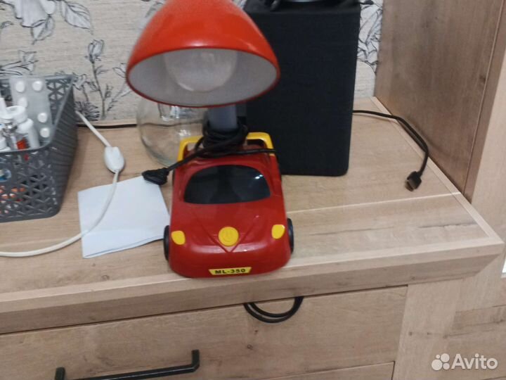 Светильник настольный