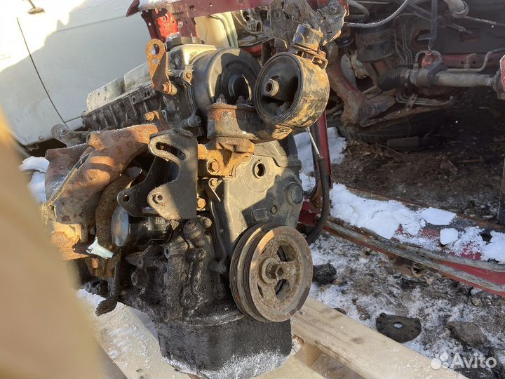 Двигатель Mitsubishi Space Runner 4g93