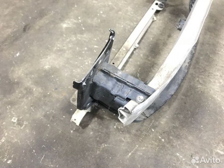 Усилитель бампера передний Opel Corsa D 2008