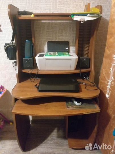 Компьютерный стол