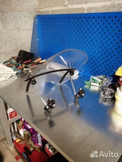 Стекло лобовое для мотоцикла универсальное