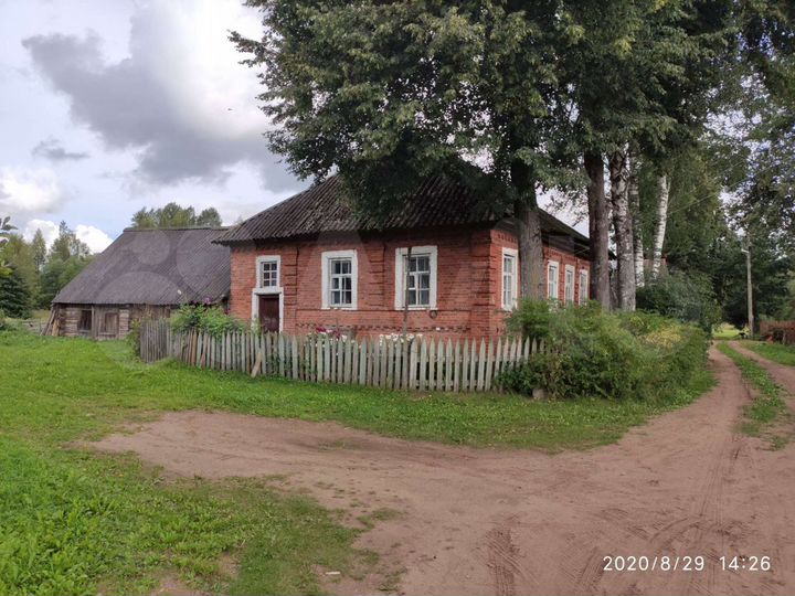 Дом 54 м² на участке 13 сот.