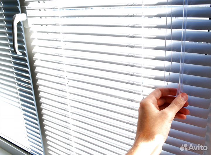 Жалюзи, рулонные шторы