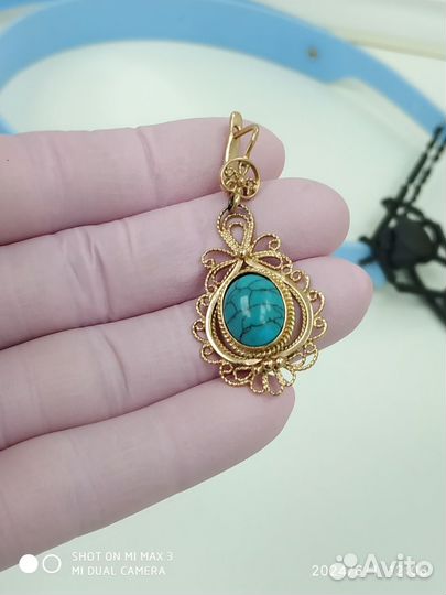 Золотые серьги