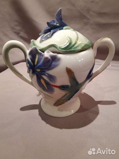Franz Porcelain. Hummingbird. Сахарница