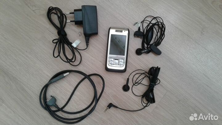 Зарядное устройство для телефона Nokia +