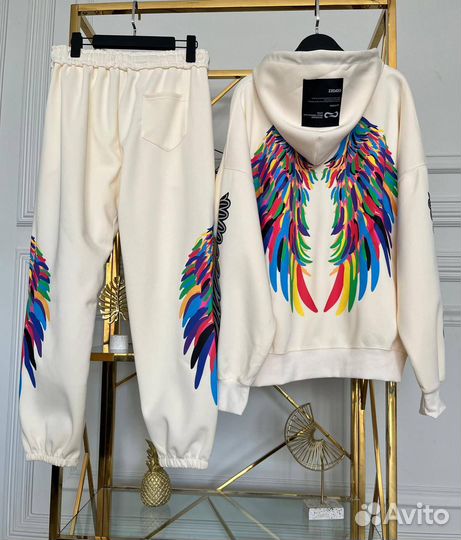 Яркий спортивный костюм 42-52