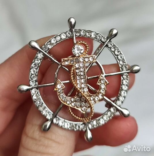 Брошь Штурвал