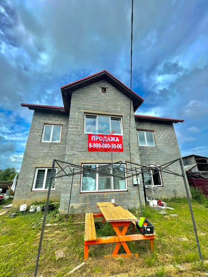 Дом 170 м² на участке 13,5 сот.