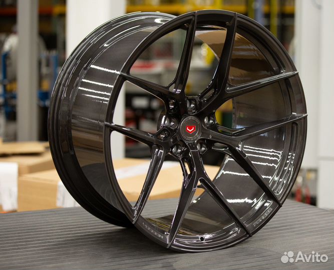 Диски на Audi RS3 8Y 8Jx19 ET46 ковка моноблок