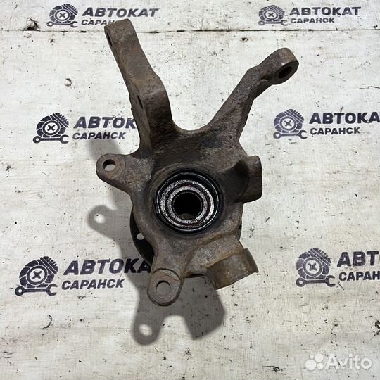 Поворотный кулак правый Mitsubishi Lancer 6