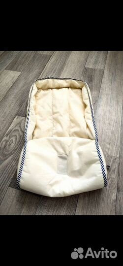 Матрас для купания новорожденных