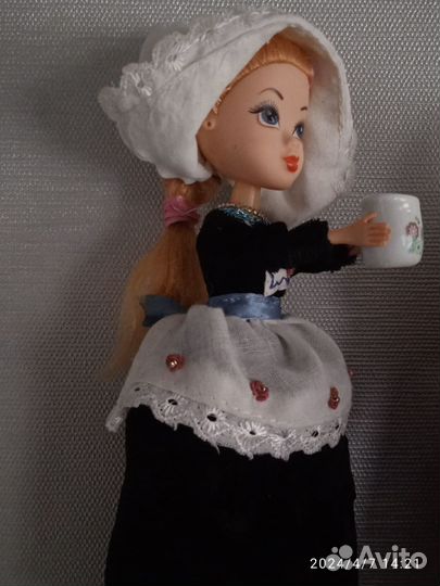 Куклы в нац.костюмах Кавказ,Европа, Молдавия