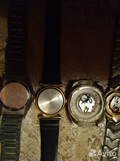 Лот Часы omax кварц на ходу