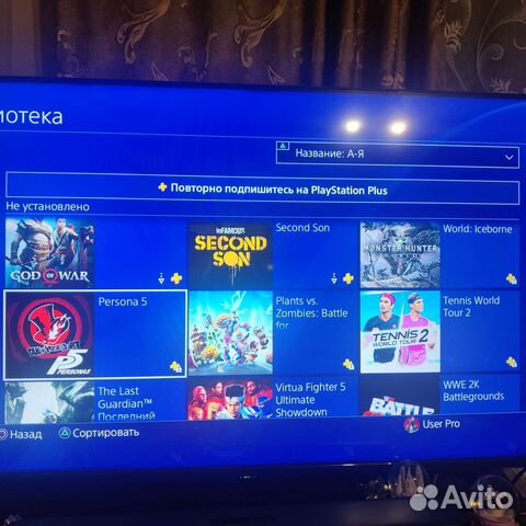 Sony PS4 pro 1tb CUH 7008B