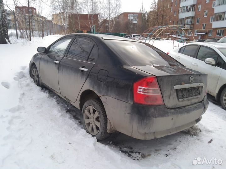 В разборе Lifan Smily Solano Breez X50
