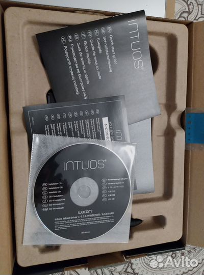 Wacom intuos pen tablet