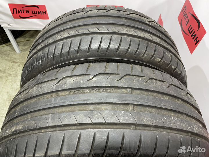 Dunlop Sport Maxx RT 225/55 R16