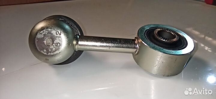 Стойка стабилизатора Mitsubishi 4056A198