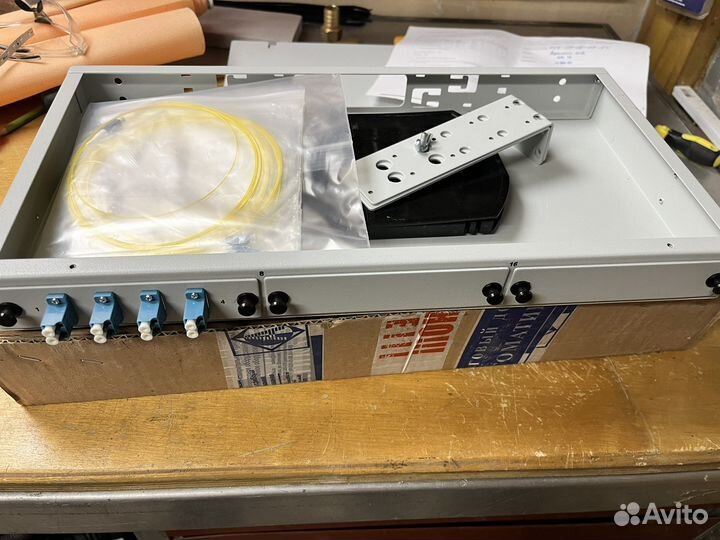 Кросс оптический настенный, 8хLC(UPC) 9/125(OS2)