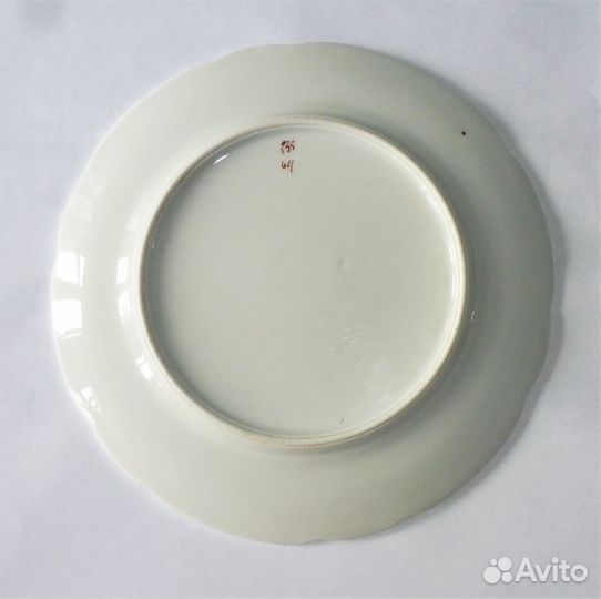 Тарелка фарфоровая старинная Сирень Кузнецов