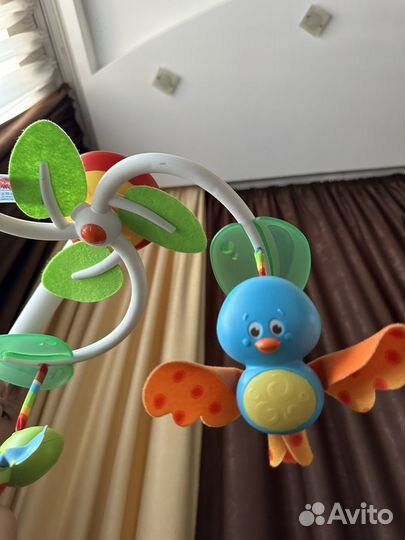 Музыкальный мобиль на кроватку tiny love