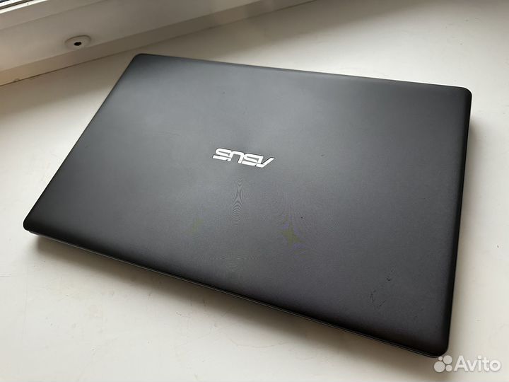 Asus. Core i7. 8GB. Видео 2GB. New Акб