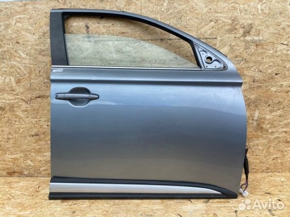 Дверь Mitsubishi Outlander 3 передняя правая б\у