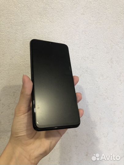 Телефон poco M3